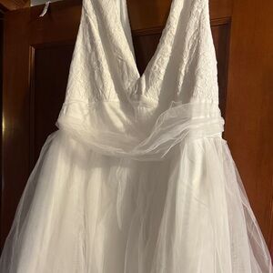 White Tulle V-Neck A-Line Dress